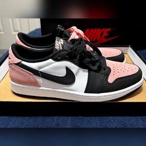 Nike Air Jordan 1 Retro Low OG Sneakers